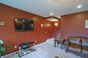301 Harmony Dr, Delaware, OH 43015 photo 12