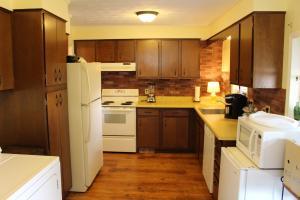656 E Wheeling St, Lancaster, OH 43130 photo 11