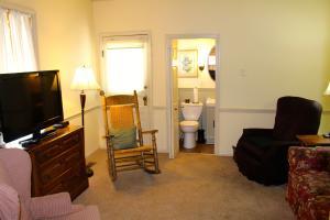 656 E Wheeling St, Lancaster, OH 43130 photo 7