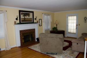 818 Riverside Dr, Springfield, OH 45504 photo 2