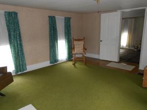 489 E Franklin St, Circleville, OH 43113 photo 13