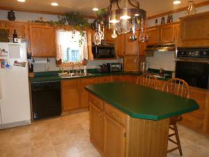 352 E Mill St, Circleville, OH 43113 photo 14