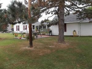 49 N High St, Kingston, OH 45644 photo 5
