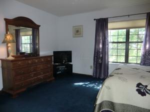 8885 Guilder St, Powell, OH 43065 photo 18