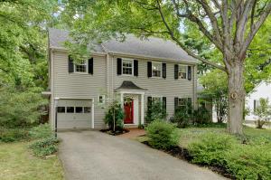 1039 E 5th Ave, Lancaster, OH 43130 photo 1