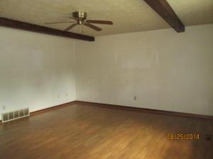 565 Harding Ln, Delaware, OH 43015 photo 3