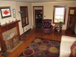 550 E Torrence Rd, Columbus, OH 43214 photo 5