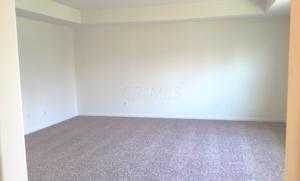 70 Delaware Dr, Delaware, OH 43015 photo 4