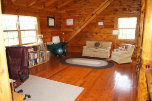 393 Roe Ln, Kingston, OH 45644 photo 12