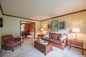 217 Paddock Cir E, Powell, OH 43065 photo 15