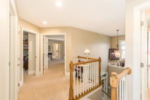 393 Ashmoore Cir E, Powell, OH 43065 photo 19