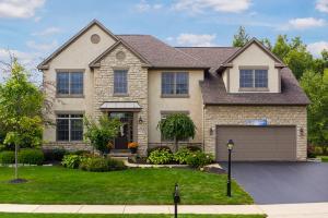 393 Ashmoore Cir E, Powell, OH 43065 photo 1