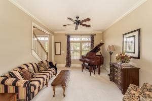 393 Ashmoore Cir E, Powell, OH 43065 photo 5