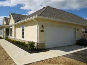 5983 Eiger Dr, Columbus, OH 43213 photo 1