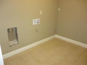 5983 Eiger Dr, Columbus, OH 43213 photo 8