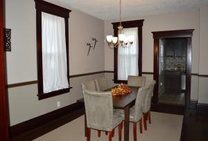 306 E Mithoff St, Columbus, OH 43206 photo 8