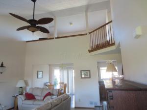 359 Wyncroft Ct, Pataskala, OH 43062 photo 6