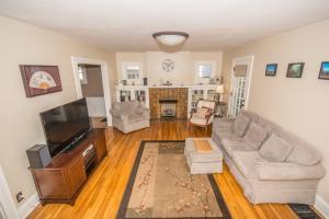 175 E Longview Ave, Columbus, OH 43202 photo 3