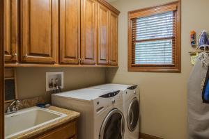8352 Steitz Rd, Powell, OH 43065 photo 17