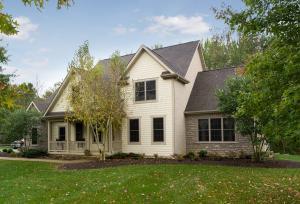 8352 Steitz Rd, Powell, OH 43065 photo 2