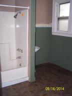 338 E Main St, Circleville, OH 43113 photo 8