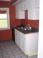 338 E Main St, Circleville, OH 43113 photo 5
