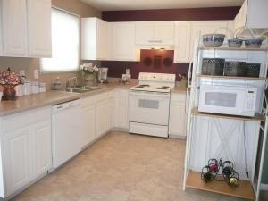384 Cobblestone Dr, Delaware, OH 43015 photo 13