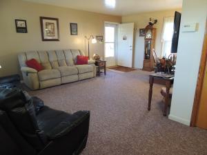 28512 Chieftain Dr, Logan, OH 43138 photo 13