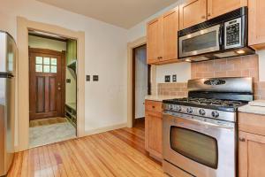 194 E Longview Ave, Columbus, OH 43202 photo 9