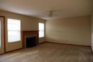 599 Meadows Dr, Delaware, OH 43015 photo 4