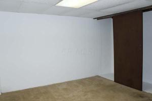 357 Smith Rd, Columbus, OH 43228 photo 23