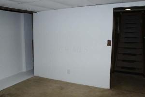 357 Smith Rd, Columbus, OH 43228 photo 24