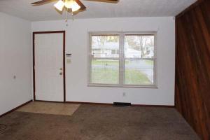 357 Smith Rd, Columbus, OH 43228 photo 5