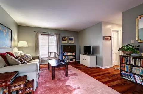 281 Lear St, Columbus, OH 43206 photo 8