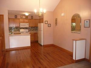 557 Brickstone Dr, Delaware, OH 43015 photo 5