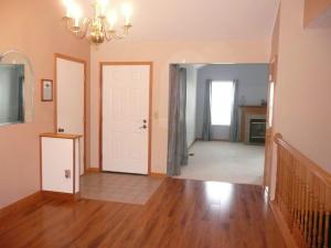 557 Brickstone Dr, Delaware, OH 43015 photo 4