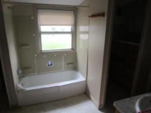71 E Columbus St, Lithopolis, OH 43136 photo 5