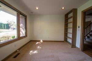 9426 Din Eidyn Dr, Dublin, OH 43017 photo 5