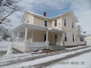 125 Maple St, Hebron, OH 43025 photo 1