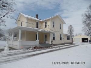 125 Maple St, Hebron, OH 43025 photo 2
