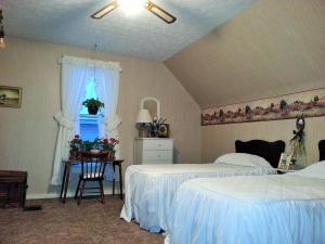 502 E Water St, Prospect, OH 43342 photo 9