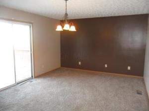 49 Brenton Dr, Ashville, OH 43103 photo 4
