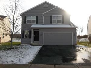 2589 Augustwood Dr, Columbus, OH 43207 photo 1