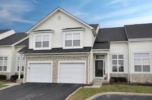 46 Dryden Dr, Blacklick, OH 43004 photo 2