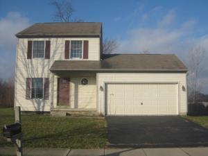 215 Iris Trail Dr, Galloway, OH 43119 photo 1
