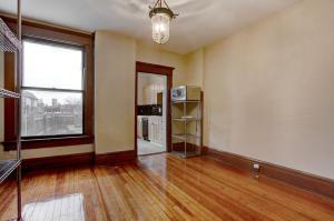 18 E Mithoff St, Columbus, OH 43206 photo 5
