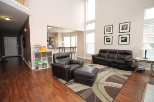 395 Cherry Leaf Rd, Delaware, OH 43015 photo 3