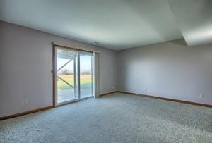 23835 Eisenhower Dr, Circleville, OH 43113 photo 9