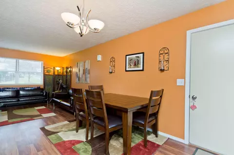 611 Huron Dr, Heath, OH 43056 photo 6