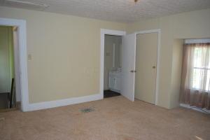 439 John St, Circleville, OH 43113 photo 12